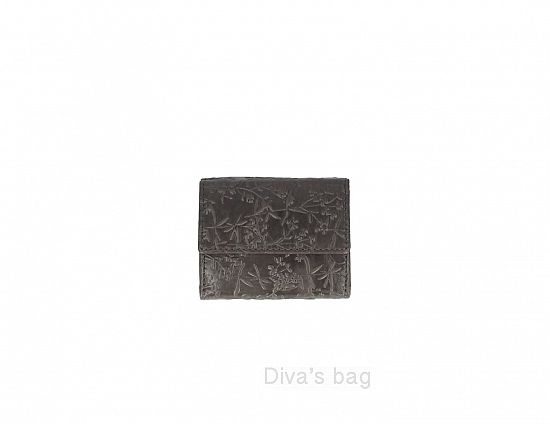 B053 - Accessories 